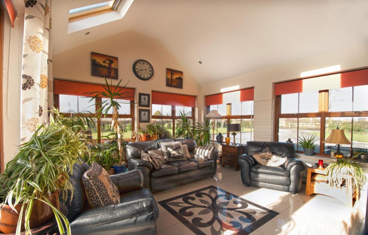 Knockalla Luxury Property With Hot Tub Suitable For Families ポータダウン エクステリア 写真